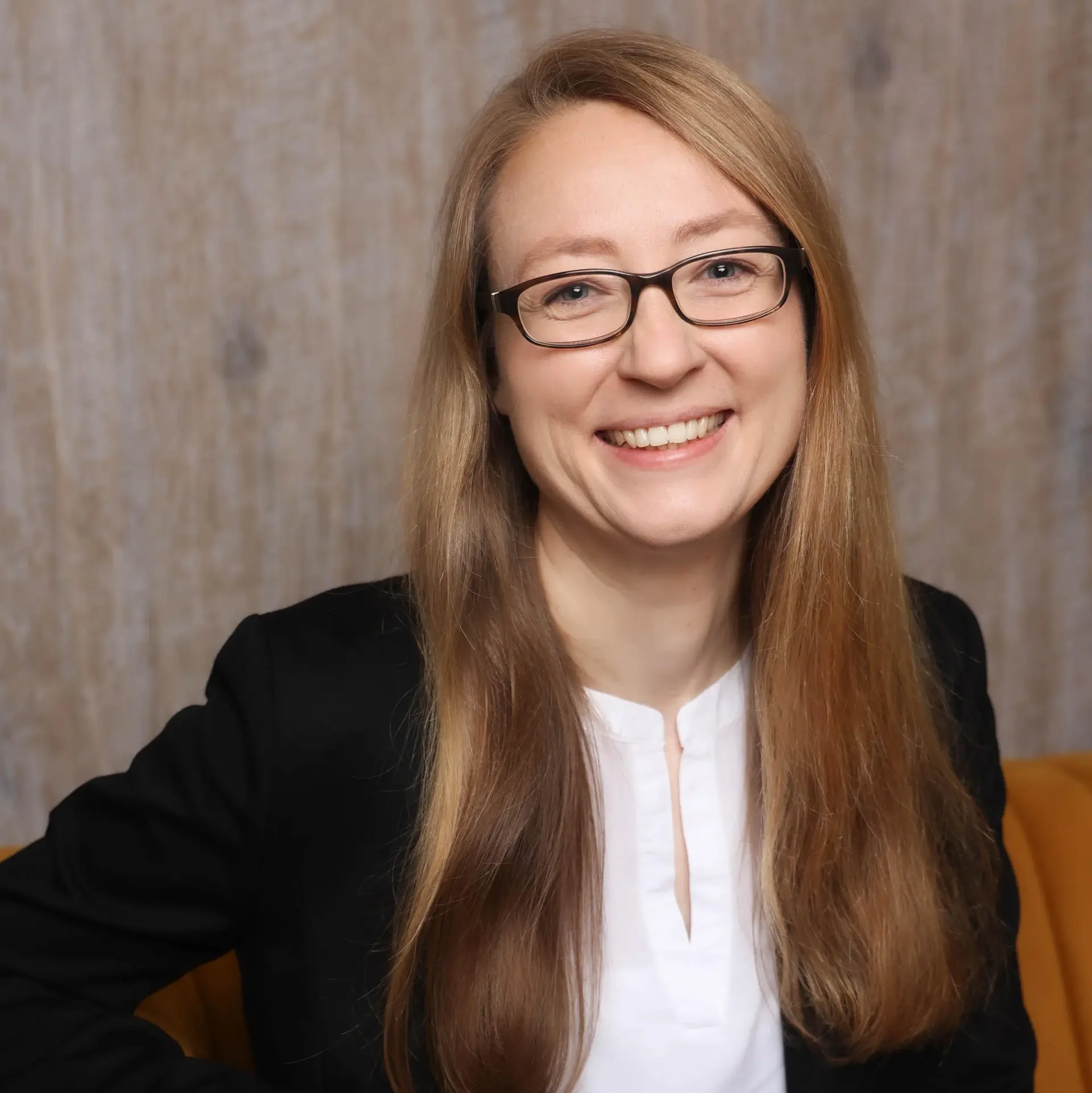 Portait of Dr. Annelie Rothe-Wulf