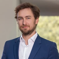 Portrait of Prof. Dr. Philipp Lergetporer