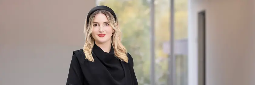 Porträt von Alina Hafner.