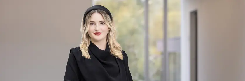 Porträt von Alina Hafner.