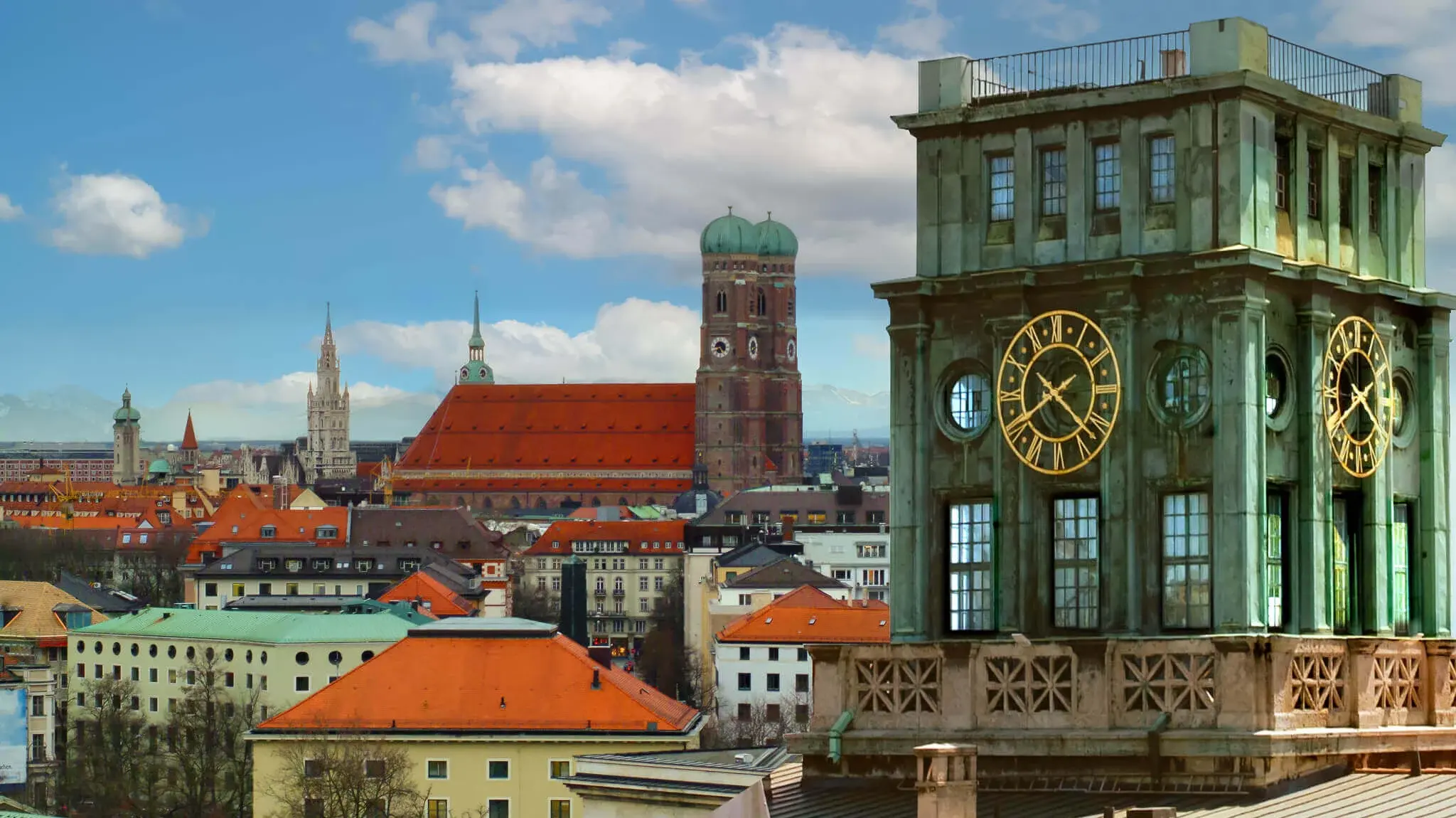 Panoramic picture of Munich and the TUM Thiersch tower